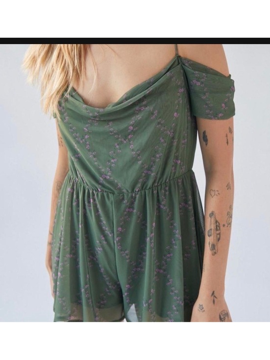 Pants - Urban Outfitters Green Floral Ruched Open Back Romper Women’s